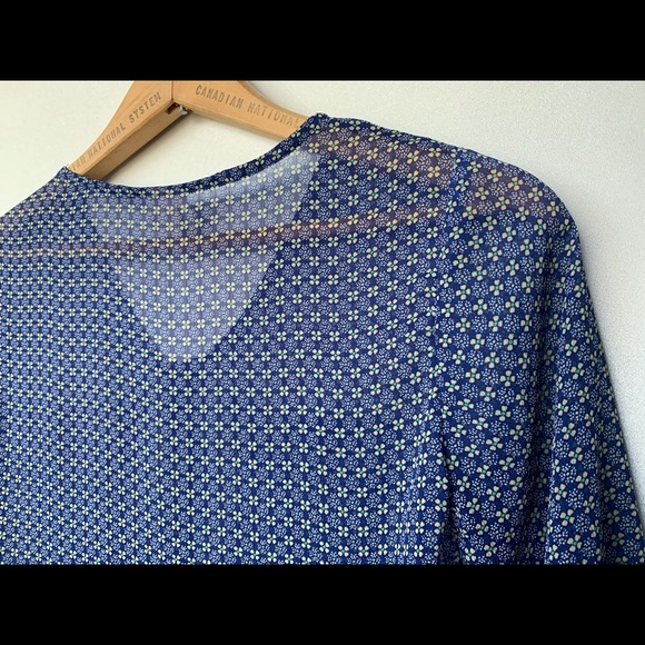XS, Mossimo, blue retro floral print sheer top - Picture 8 of 11